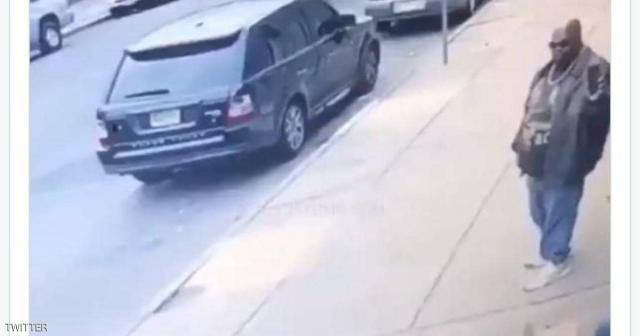 قبل لحظات من قتل المغني