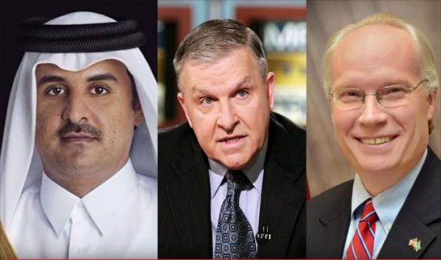 أنتوني زيني (وسط) وتيم ليندير كين (يمين) يلتقيان أمير قطر بالدوحة