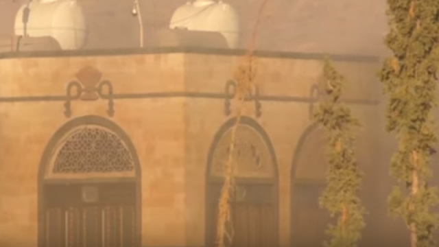 حريق السفارة الإيرانية بصنعاء