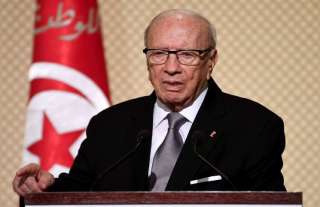السّبسي: لن أترك مكاني قبل أن تتغير تونس