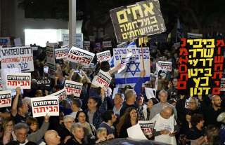 آلاف الإسرائيليين يتظاهرون ضد الفساد الحكومي
