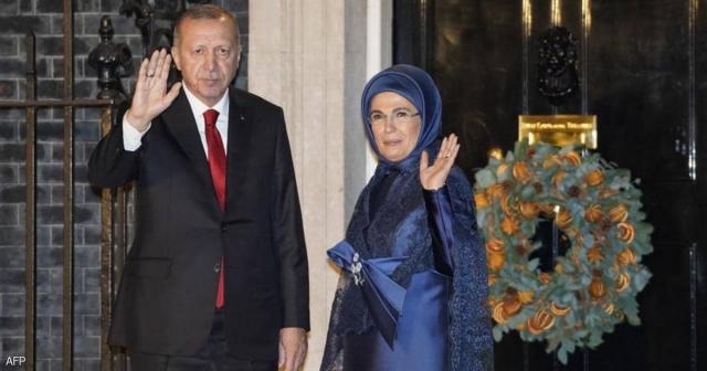 يحاكم الصحفي بسبب مقال كتبه عن زوجة الرئيس التركي
