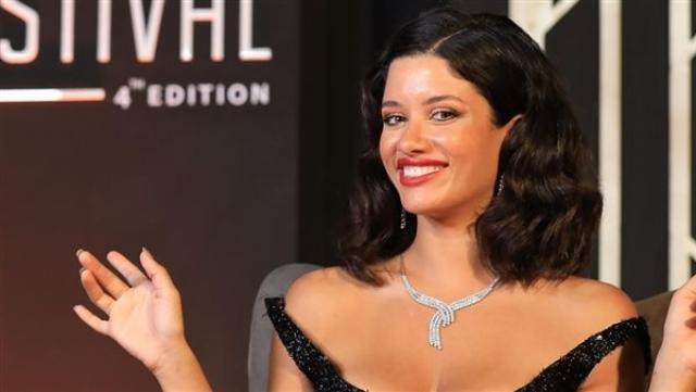 سينتيا خليفة: أقيم بمفردي في القاهرة وجبت أستاذ علشان يعلمني اللكنة المصرية  والدلع | المنوعات | اليقين