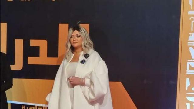 زوجة حمادة هلال