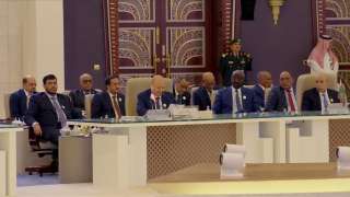 رئيس مجلس القيادة الرئاسي يدعو الى تحرك عربي جماعي لوقف الانتهاكات الحوثية ودعم الجهود الحكومية لانعاش الاقتصاد