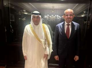 وزير الخارجية يلتقي الأمين العام لمجلس التعاون لدول الخليج العربية