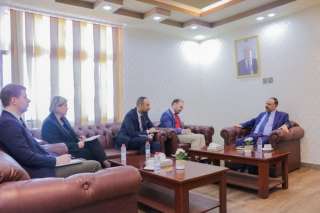 وزير النقل يبحث مع المستشار الاقتصادي للمبعوث الأممي الأوضاع الاقتصادية وحركة الملاحة