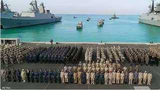 اختتام مناورات التمرين البحري “الموج الأحمر8” بمشاركة القوات البحرية اليمنية