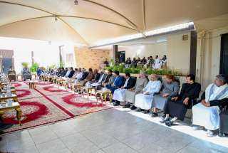 تعزيز الثقة وتوحيد الصف