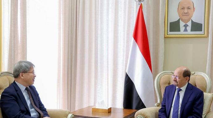 رئيس الوزراء وزير الخارجية يستقبل السفير الكوري