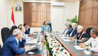 الجمارك والغرفة التجارية تناقشان جهود تسهيل العمل الجمركي ومعالجة إشكاليات القطاع الخاص