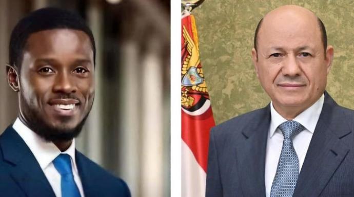 رئيس مجلس القيادة يهنئ باليوم الوطني السنغالي