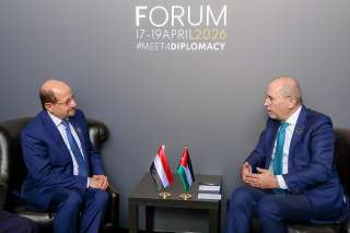 رئيس الوزراء وزير الخارجية يلتقي نائب رئيس الوزراء وزير الخارجية الأردني