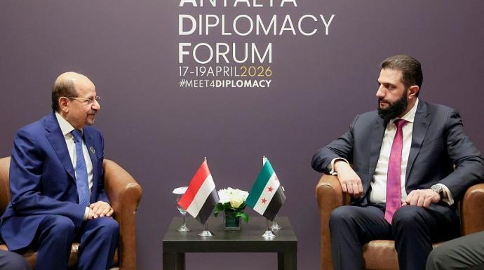 رئيس الوزراء وزير الخارجية يلتقي الرئيس السوري على هامش منتدى أنطاليا الدبلوماسي ويبحثان تعزيز العلاقات الثنائية