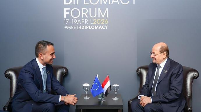 رئيس الوزراء وزير الخارجية يلتقي ممثل الاتحاد الأوروبي الخاص بالخليج