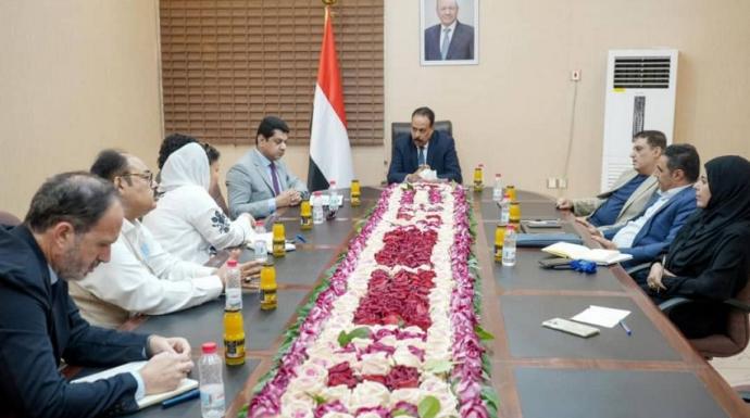 وزير الأشغال يبحث مع الـ UNOPS سبل تعزيز دعم مشاريع الطرق [28/04/2026 01:06]