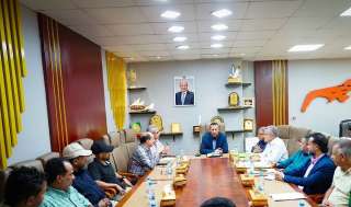 وزير الدولة محافظ عدن يوجه بعدد من الإجراءات لتطوير العمل الإداري والميداني لوحدة حماية الأراضي