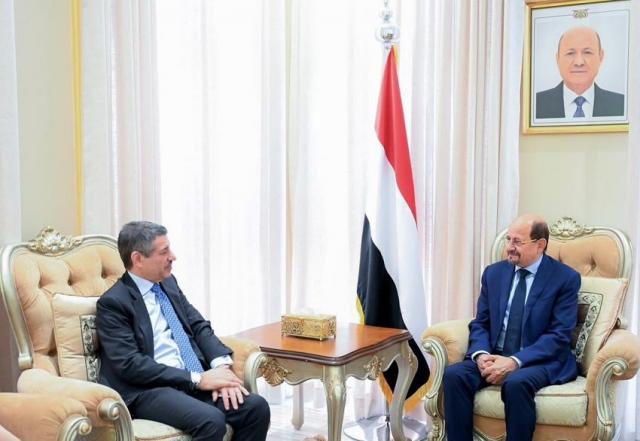 رئيس الوزراء وزير الخارجية يستقبل السفير الأمريكي